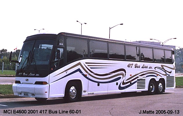 BUS/AUTOBUS: MCI E Type 2001 417 Bus Lines