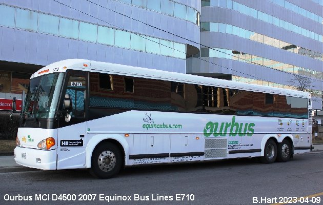 BUS/AUTOBUS: MCI D4500 2007 Equinox