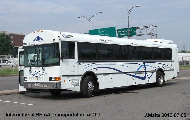 BUS/AUTOBUS: International RE 2009 AA Transportation