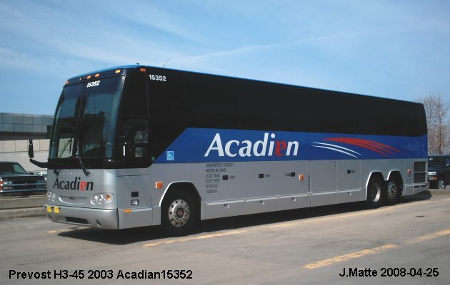 BUS/AUTOBUS: Prevost H3-45 2003 Acadian