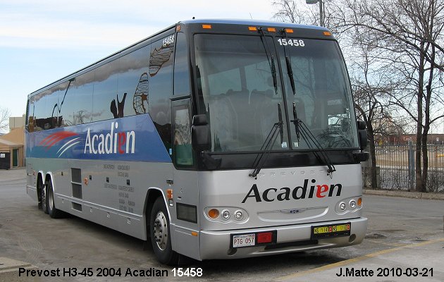 BUS/AUTOBUS: Prevost H3-45 2004 Acadian
