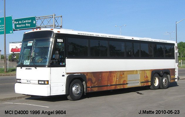 BUS/AUTOBUS: MCI D4000 1996 Angel