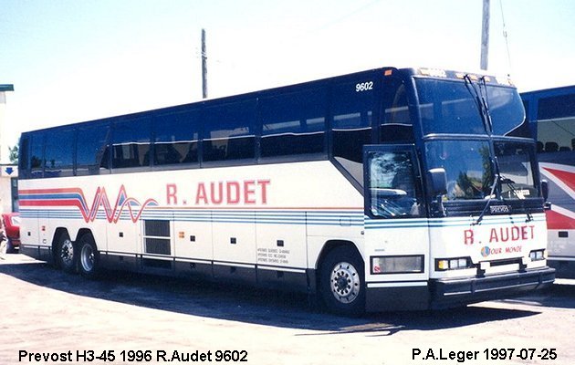 BUS/AUTOBUS: Prevost H3-45 1996 Audet