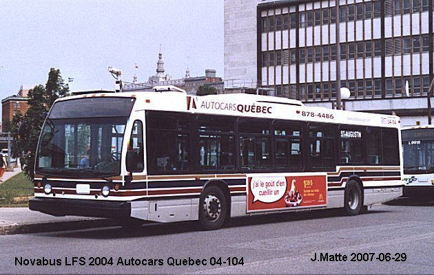 BUS/AUTOBUS: Novabus LFS 2004 Autocar Quebec