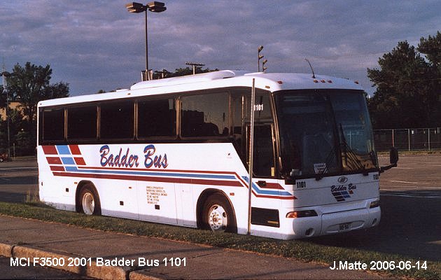BUS/AUTOBUS: MCI F3500 2001 Badder Bus
