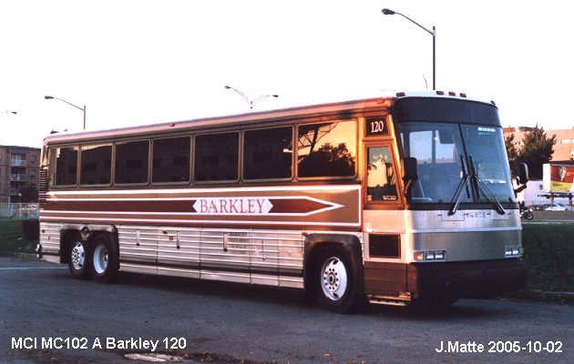 BUS/AUTOBUS: MCI MC 10 A 3 1990 Barkley