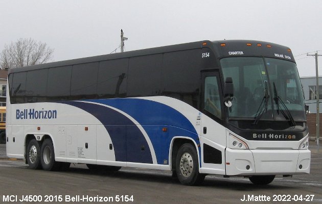 BUS/AUTOBUS: MCI J4500 2015 Bell-Horizon