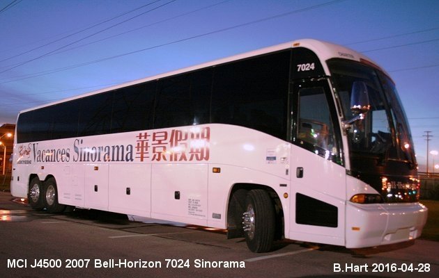 BUS/AUTOBUS: MCI J4500 2007 Bell-Horizon