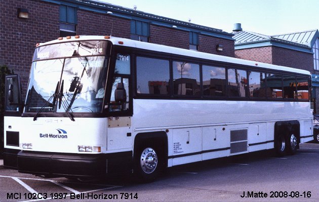 BUS/AUTOBUS: MCI MC 102 C 3 1997 Bell-Horizon