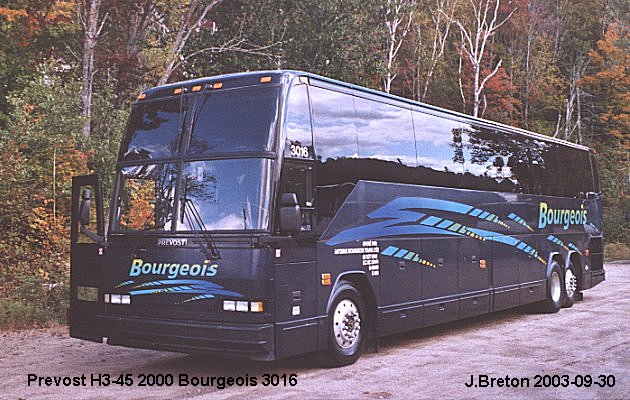 BUS/AUTOBUS: Prevost H3-45 2000 Bourgeois