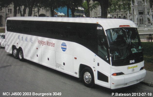 BUS/AUTOBUS: MCI J4500 2003 Bourgeois