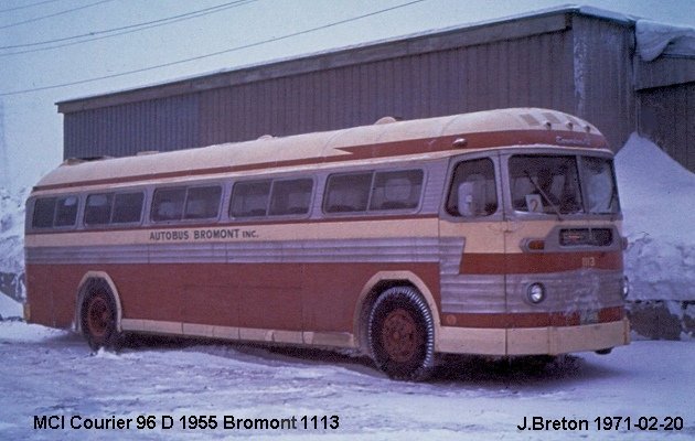BUS/AUTOBUS: MCI 96D 1955 Bromont