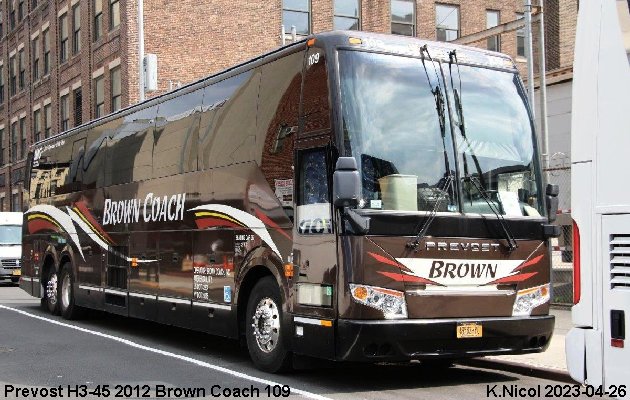 BUS/AUTOBUS: Prevost H3-45 2012 Brown Coach