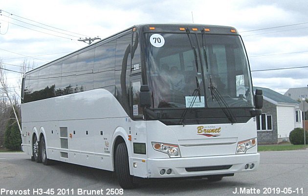 BUS/AUTOBUS: Prevost H3-45 2011 Brunet