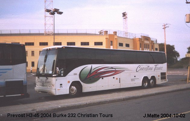 BUS/AUTOBUS: Prevost H3-45 2004 Christian Tours