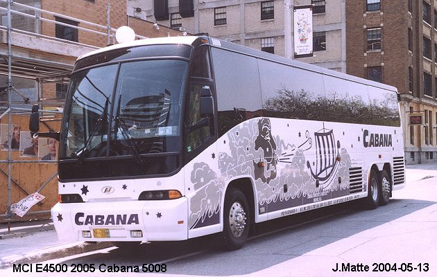 BUS/AUTOBUS: MCI E4500 2005 Cabana