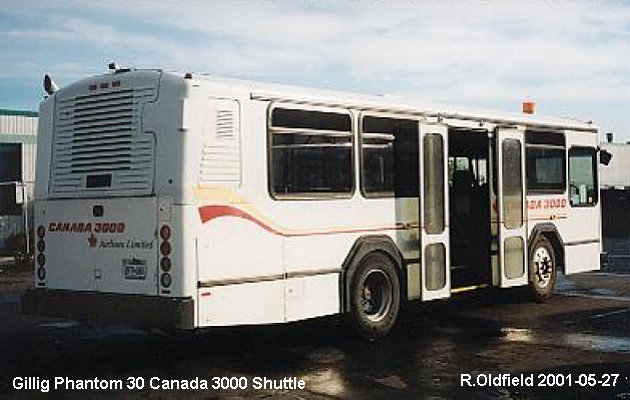 BUS/AUTOBUS: Gillig Phantom 2001 Canada 3000