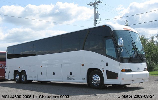 BUS/AUTOBUS: MCI J4500 2009 Chaudiere