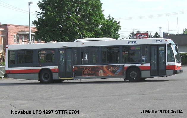 BUS/AUTOBUS: Novabus LFS 1997 STTR