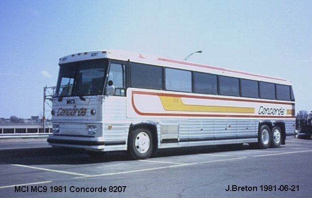 BUS/AUTOBUS: MCI MC 9 1981 Concorde