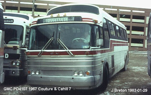 BUS/AUTOBUS: GMC PD4107 1967 Couture&Cahill