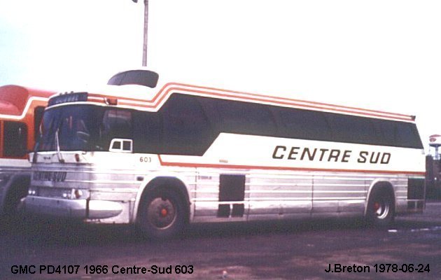 BUS/AUTOBUS: GMC PD 4107 1966 Centre Sud