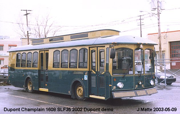 BUS/AUTOBUS: Dupont Industries SLF 35 2002 Dupont