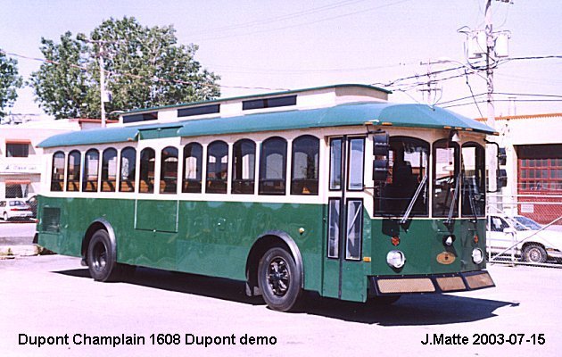 BUS/AUTOBUS: Dupont Industries Champlain LF 2002 Dupont