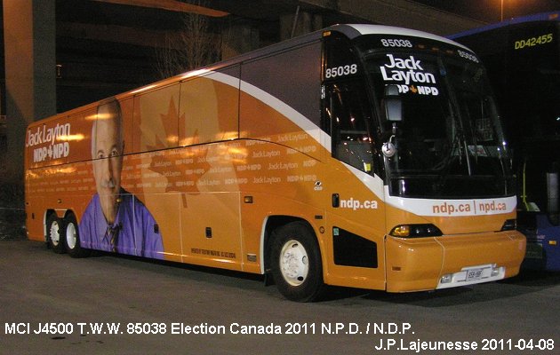 BUS/AUTOBUS: MCI J4500 2009 Election Canada