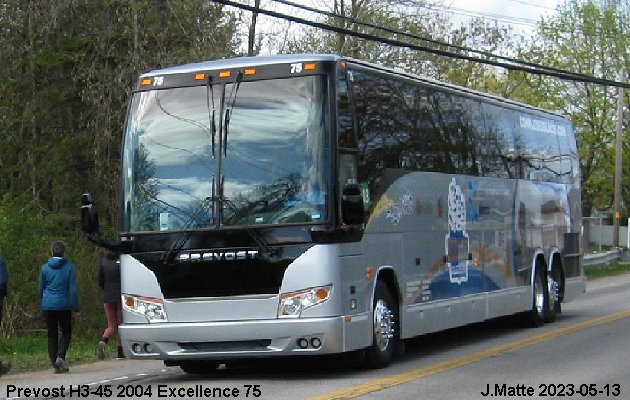 BUS/AUTOBUS: Prevost H3-45 2004 Excellence