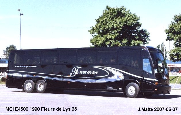 BUS/AUTOBUS: MCI E 4500 1998 Fleurs de Lys