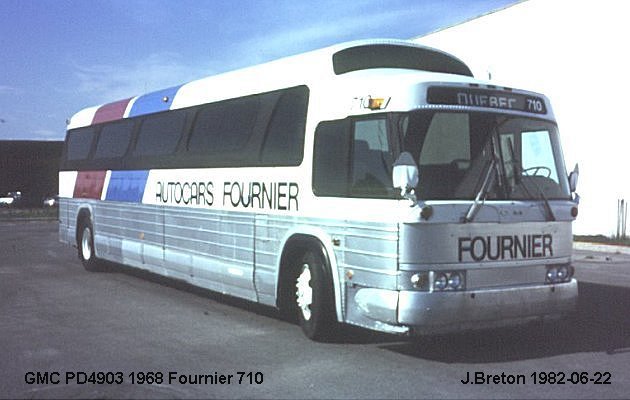 BUS/AUTOBUS: GMC PD4903 1968 Fournier