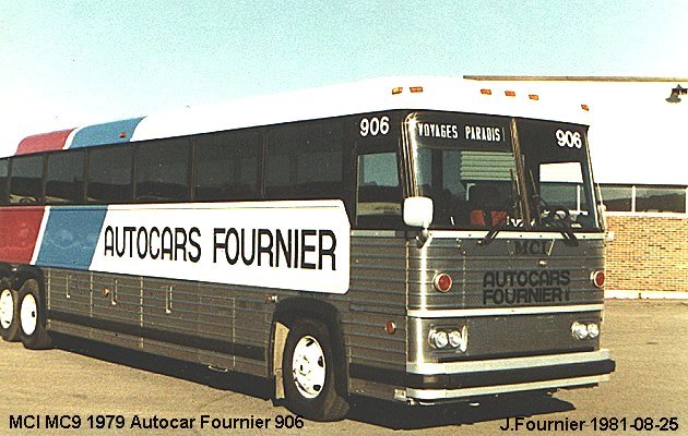BUS/AUTOBUS: MCI MC 9 1979 Fournier
