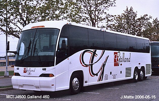 BUS/AUTOBUS: MCI J4500 2000 Galland
