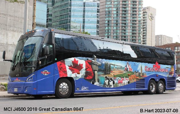 BUS/AUTOBUS: MCI J4500 2018 Great Canadian