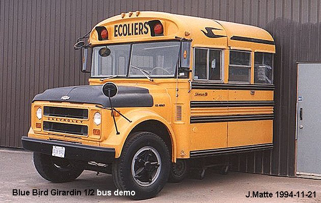 BUS/AUTOBUS: Blue Bird Girardin 1/2 bus 1988 Girardin