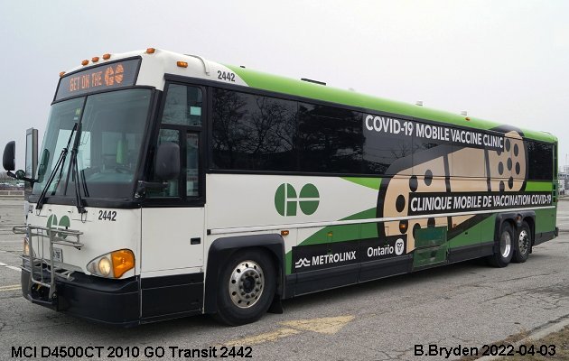 BUS/AUTOBUS: MCI D4500CT 2010 Go Transit