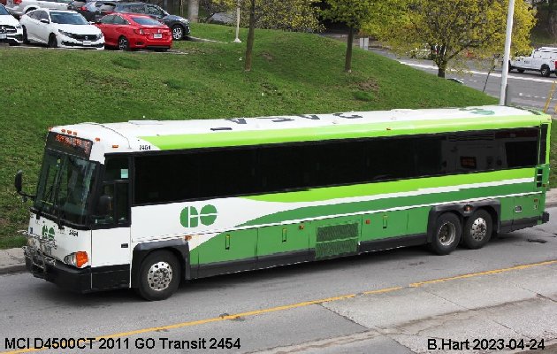 BUS/AUTOBUS: MCI D4500CT 2011 Go Transit
