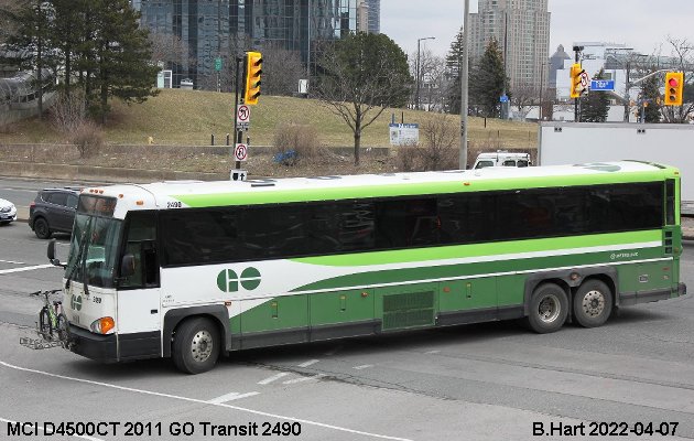 BUS/AUTOBUS: MCI D4500CT 2011 Go Transit