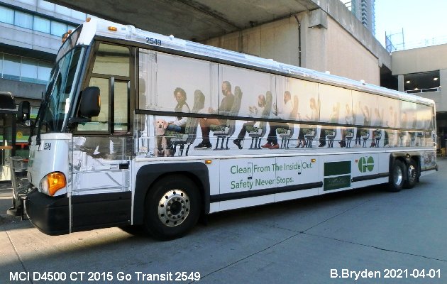 BUS/AUTOBUS: MCI D4500CT 2014 Go Transit