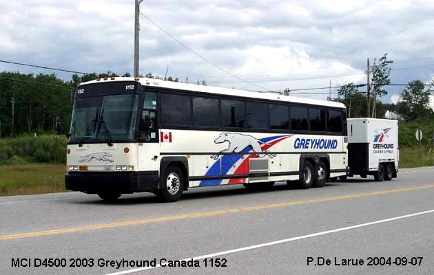 BUS/AUTOBUS: MCI D4500 2003 Greyhound Canada