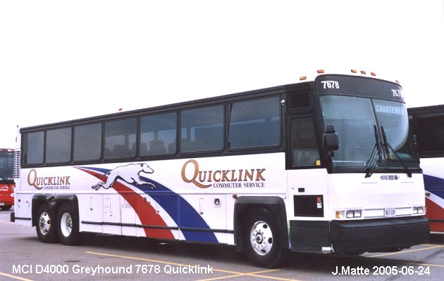 BUS/AUTOBUS: MCI D4000 2001 Greyhound