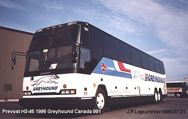 BUS/AUTOBUS: Prevost H3-45 1996 Greyhound (Canada)