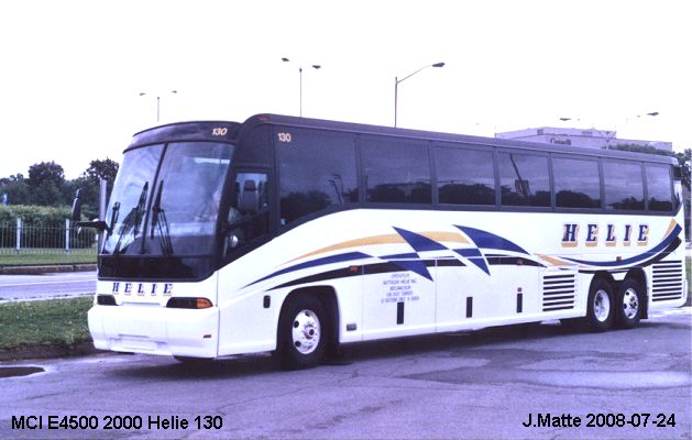 BUS/AUTOBUS: MCI E4500 2000 Helie