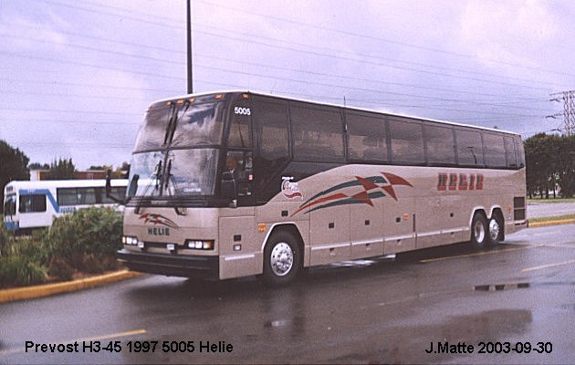 BUS/AUTOBUS: Prevost H3-45 2000 Helie