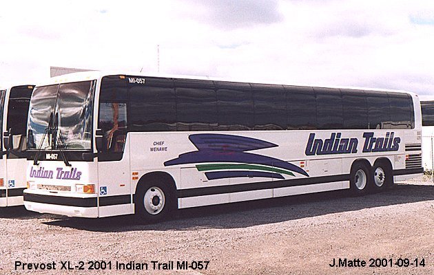 BUS/AUTOBUS: Prevost XL-2 2001 Indian Trails