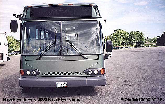 BUS/AUTOBUS: New Flyer Invero 2000 New Flyer