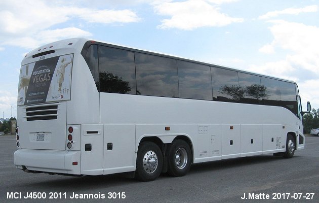 BUS/AUTOBUS: MCI J4500 2011 Jeannois