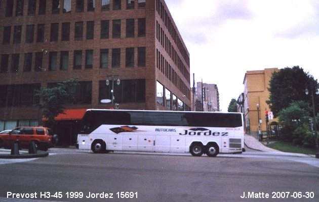 BUS/AUTOBUS: Prevost H3-45 1999 Jordez