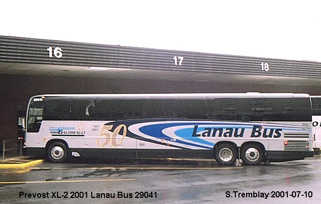 BUS/AUTOBUS: Prevost H3-45 2001 Lanau Bus